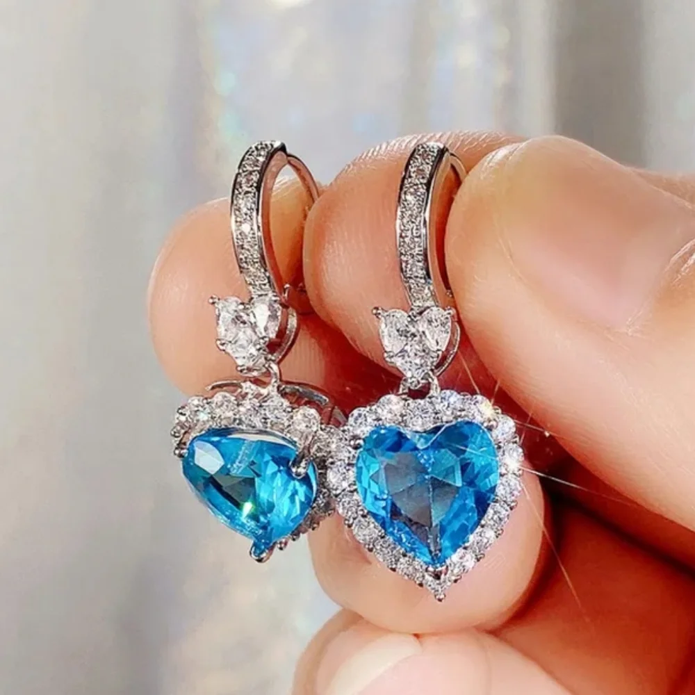 NWOT Blue & White Earrings - Picture 2 of 2